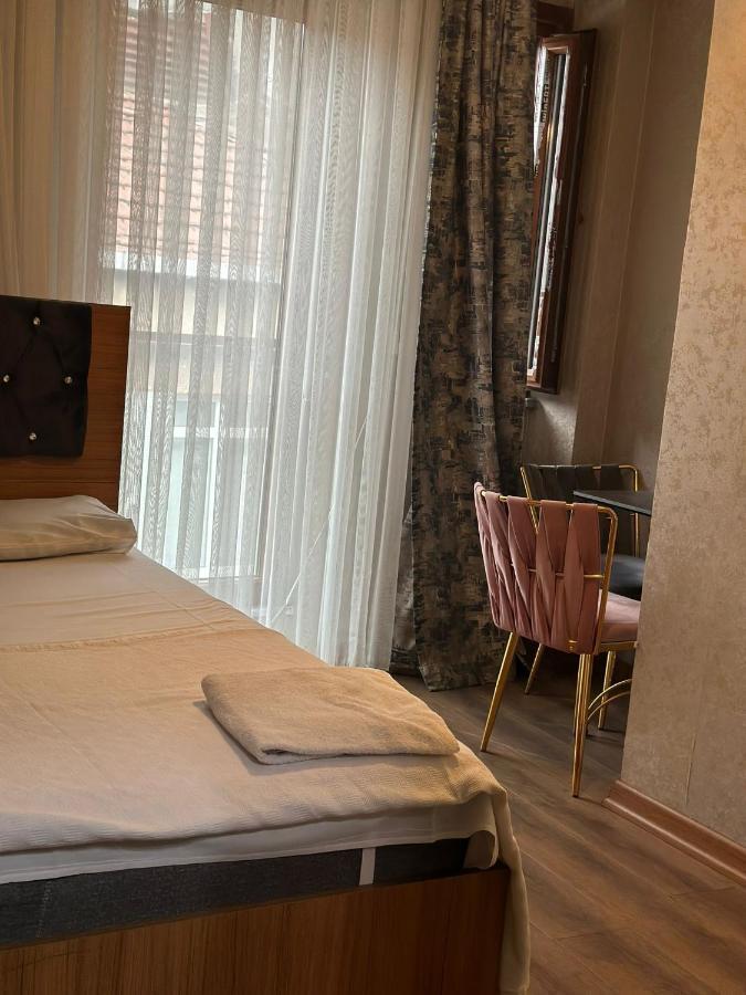 Kral Hotel Istanbul Exteriör bild