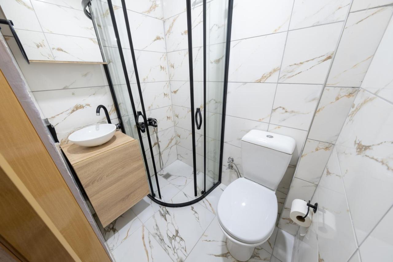 Kral Hotel Istanbul Exteriör bild